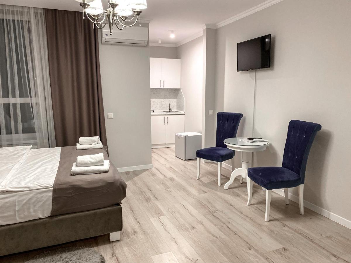 Opera Center Hotel & Apartments 利沃夫 外观 照片