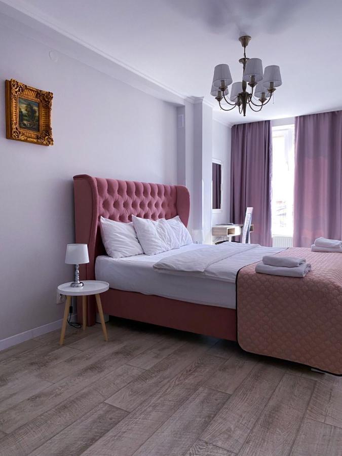 Opera Center Hotel & Apartments 利沃夫 外观 照片