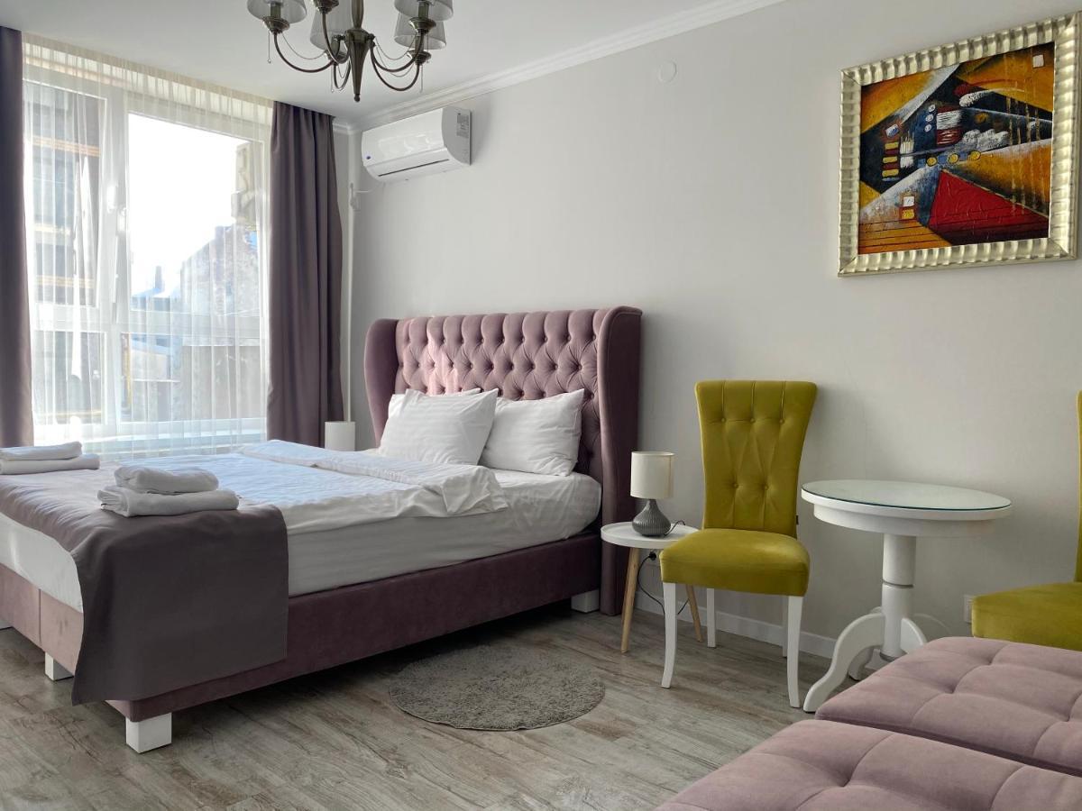 Opera Center Hotel & Apartments 利沃夫 外观 照片